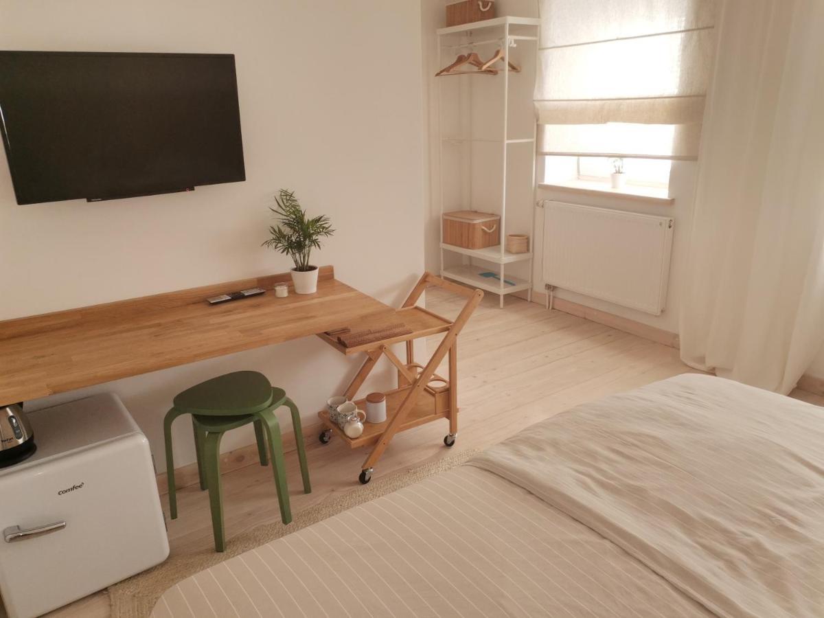 Motyl Apartamenty Studio Lub Pokoj Z Lazienka Bytom Esterno foto